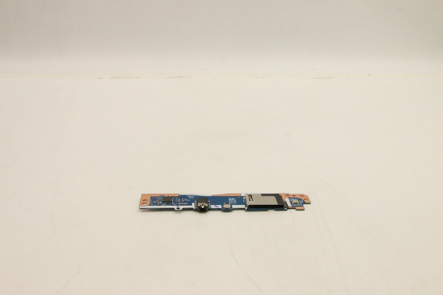 Lenovo USB Board L 81WA for NFP Main - 5C50S25433