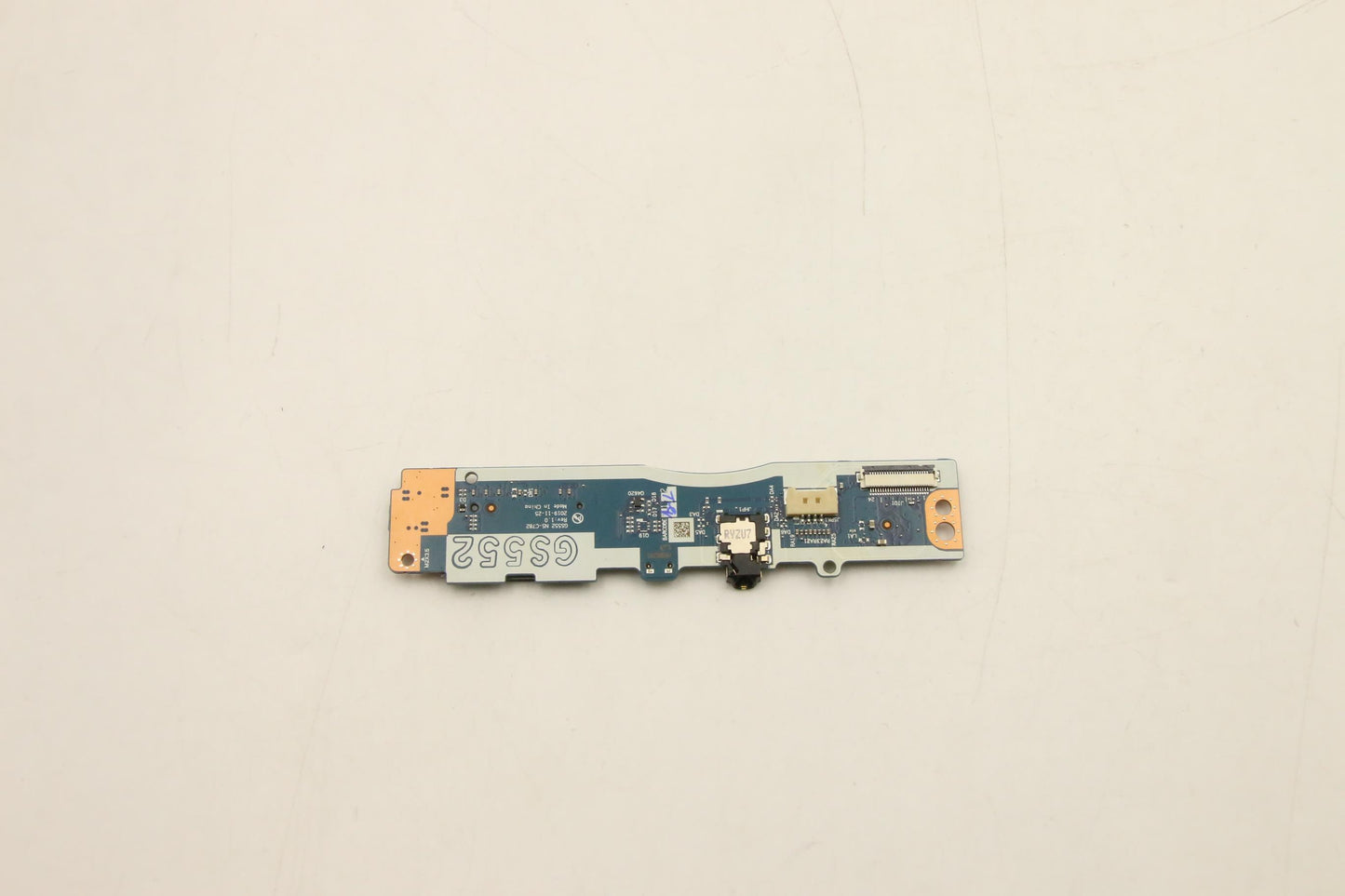Lenovo USB Board L 81WB NFP Main - 5C50S25437