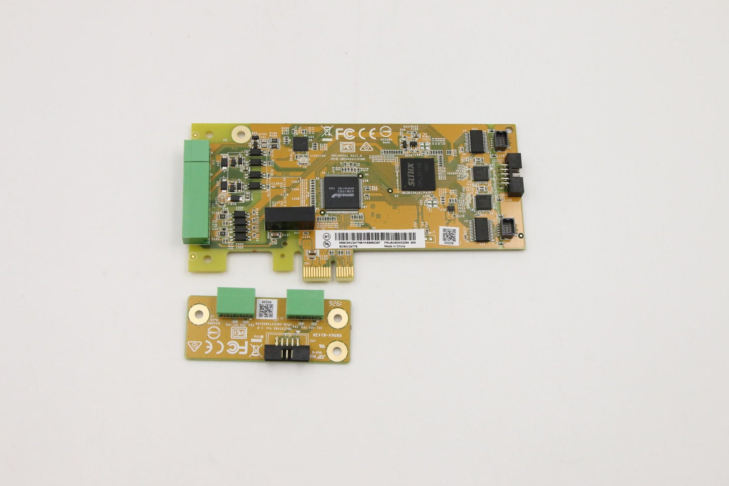 Lenovo Fru Sunix Pcie Can Com Dio Car - 5C50W32055