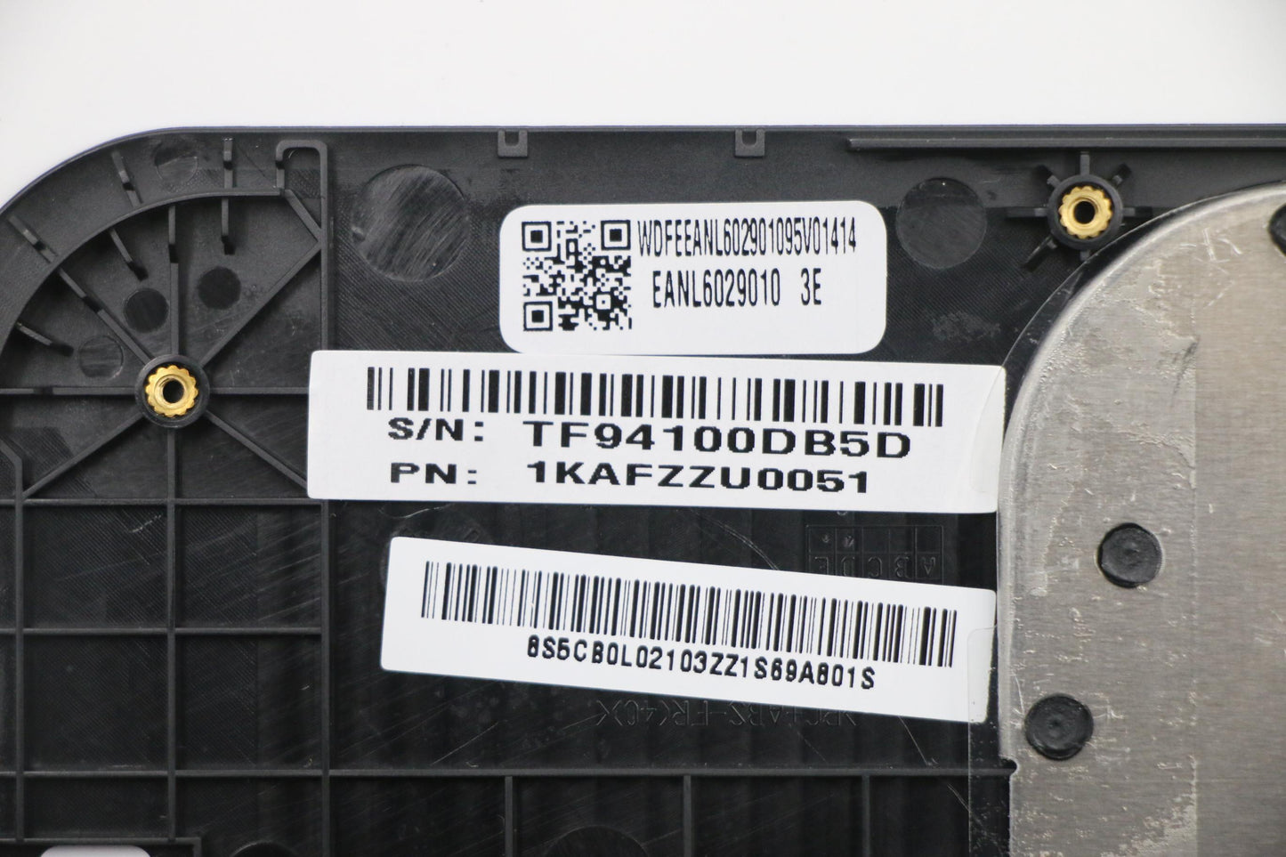 Lenovo N22 Keyboard Palmrest - 5CB0L02103