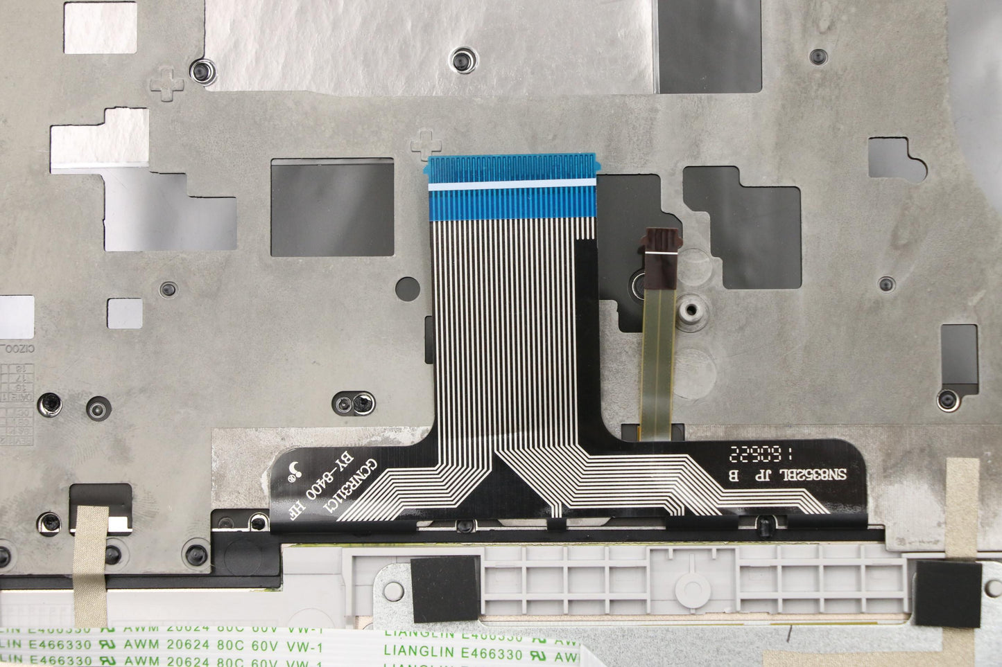 Lenovo Up Assembly Gold W/Kb Jp Bl Jp - 5CB0M09455