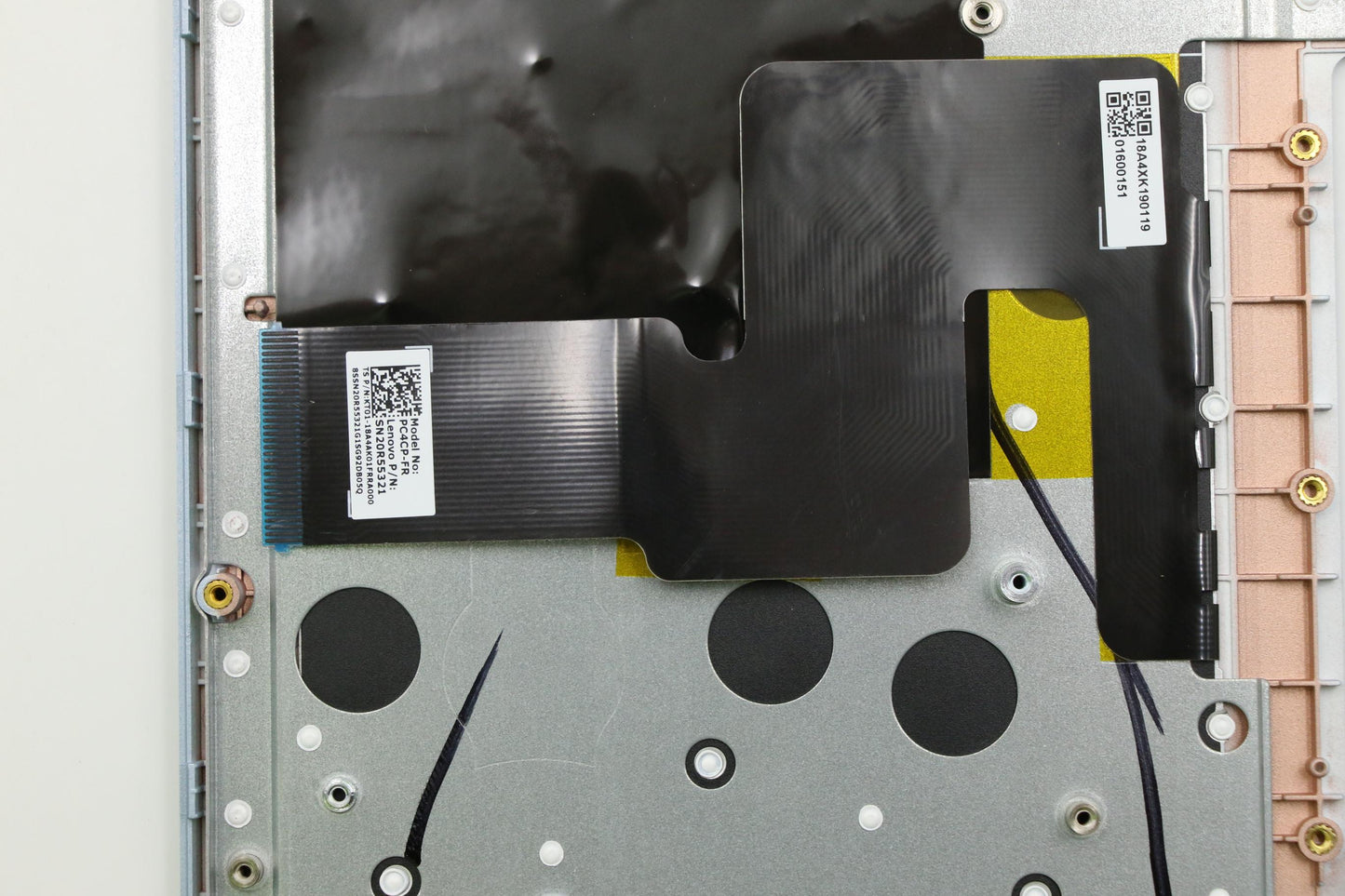 Lenovo Up Case Asm 3N 81A5 W/Kb Fr Bl - 5CB0P23843
