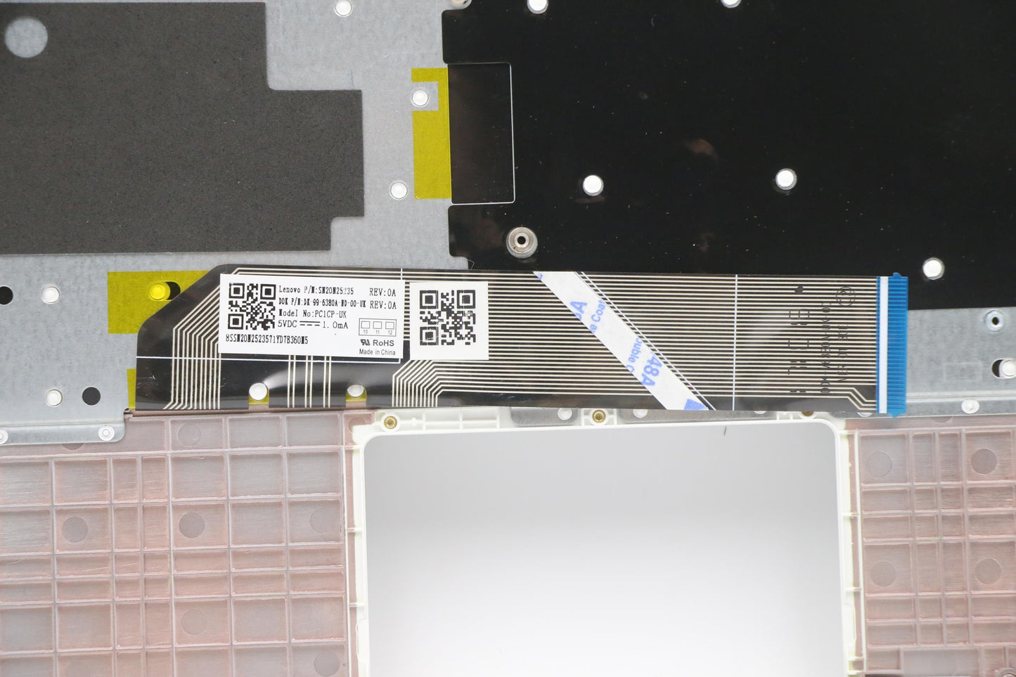 Lenovo Up Case Asm 3N 81A4 W/Kb Uk Wh - 5CB0P23859