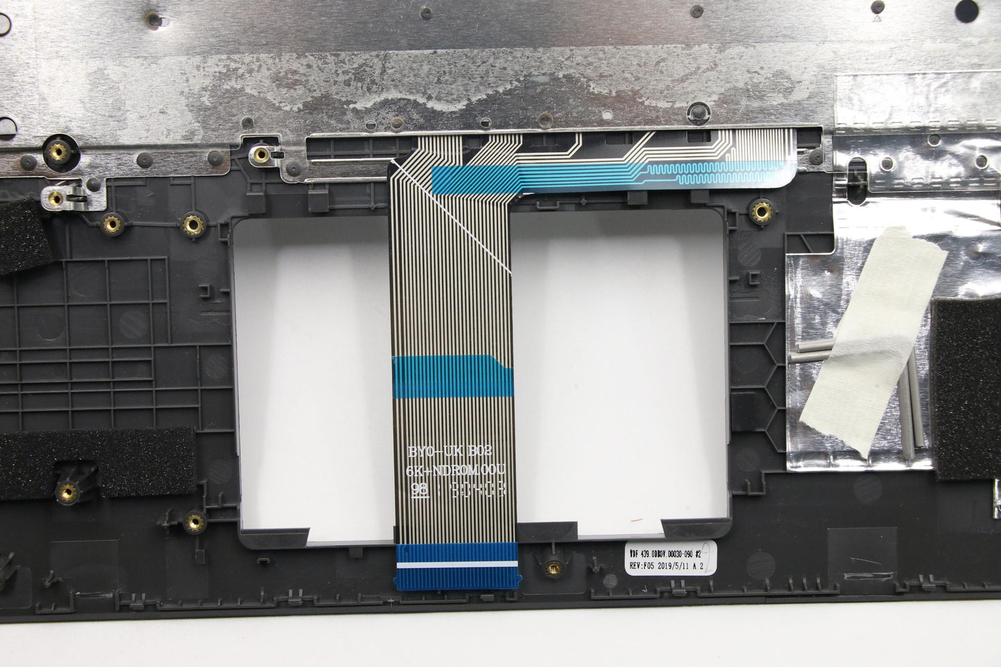 Lenovo Uppercase W 81Ax Ig W/Kb Nbl I - 5CB0Q60229
