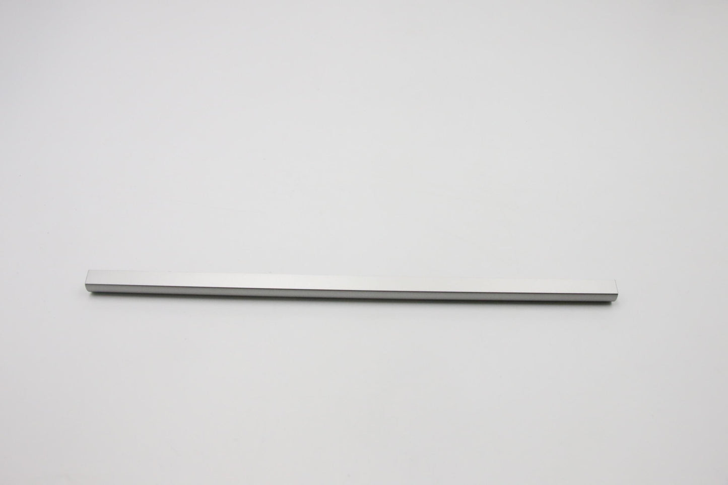 Lenovo Hinge Cover W 81Ac Silver - 5CB0Q62206
