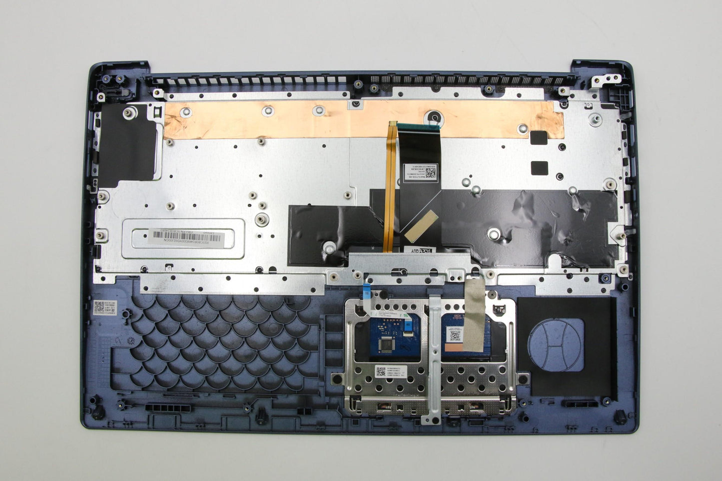 Lenovo Upper Case 3N 81Gc Lb Wkb Bl H - 5CB0R34683