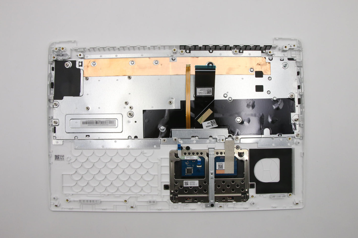 Lenovo Upper Case 3N 81Gc Bw Wkb Bl H - 5CB0R34757