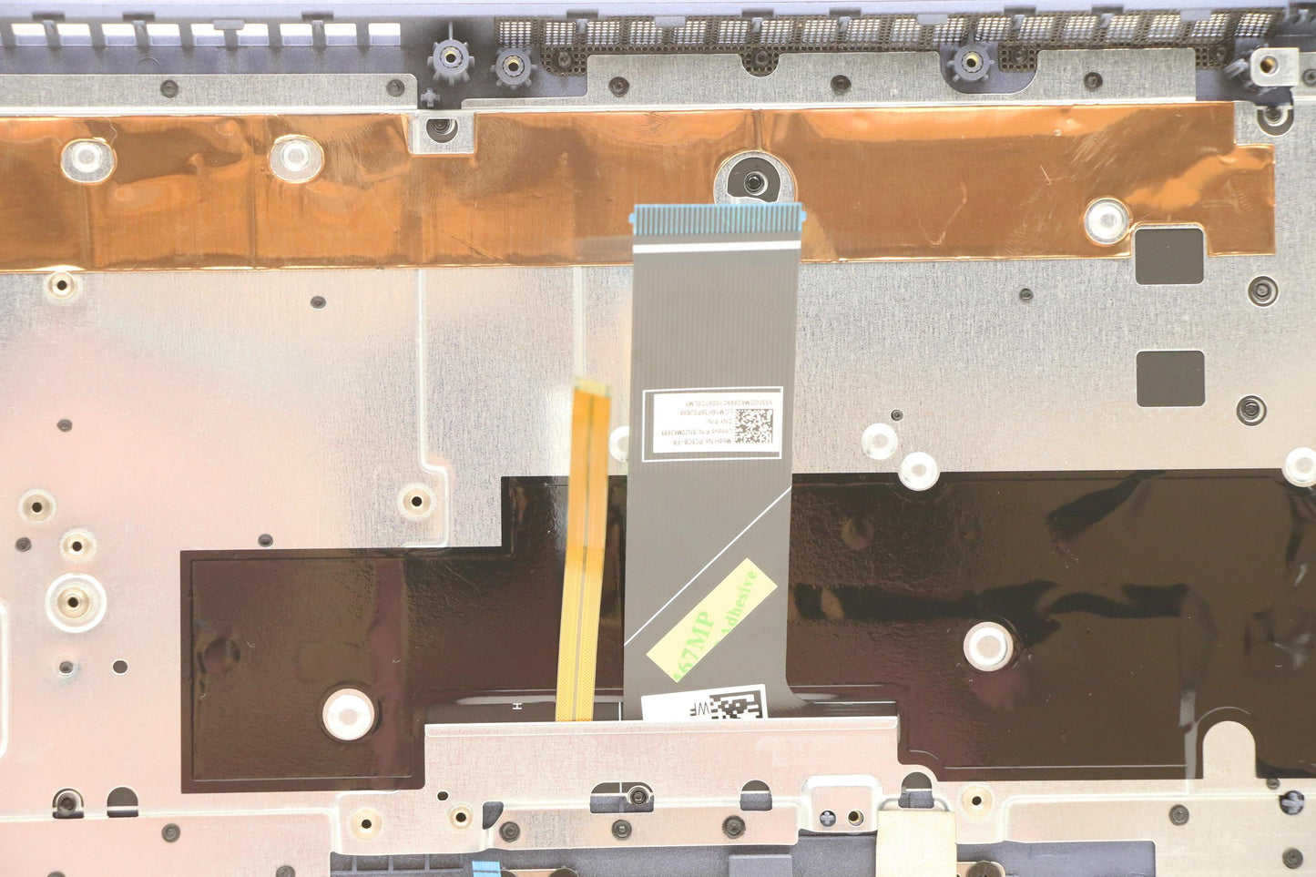 Lenovo Upper Case 3N 81Gc Lb Wkb Bl F - 5CB0R34779