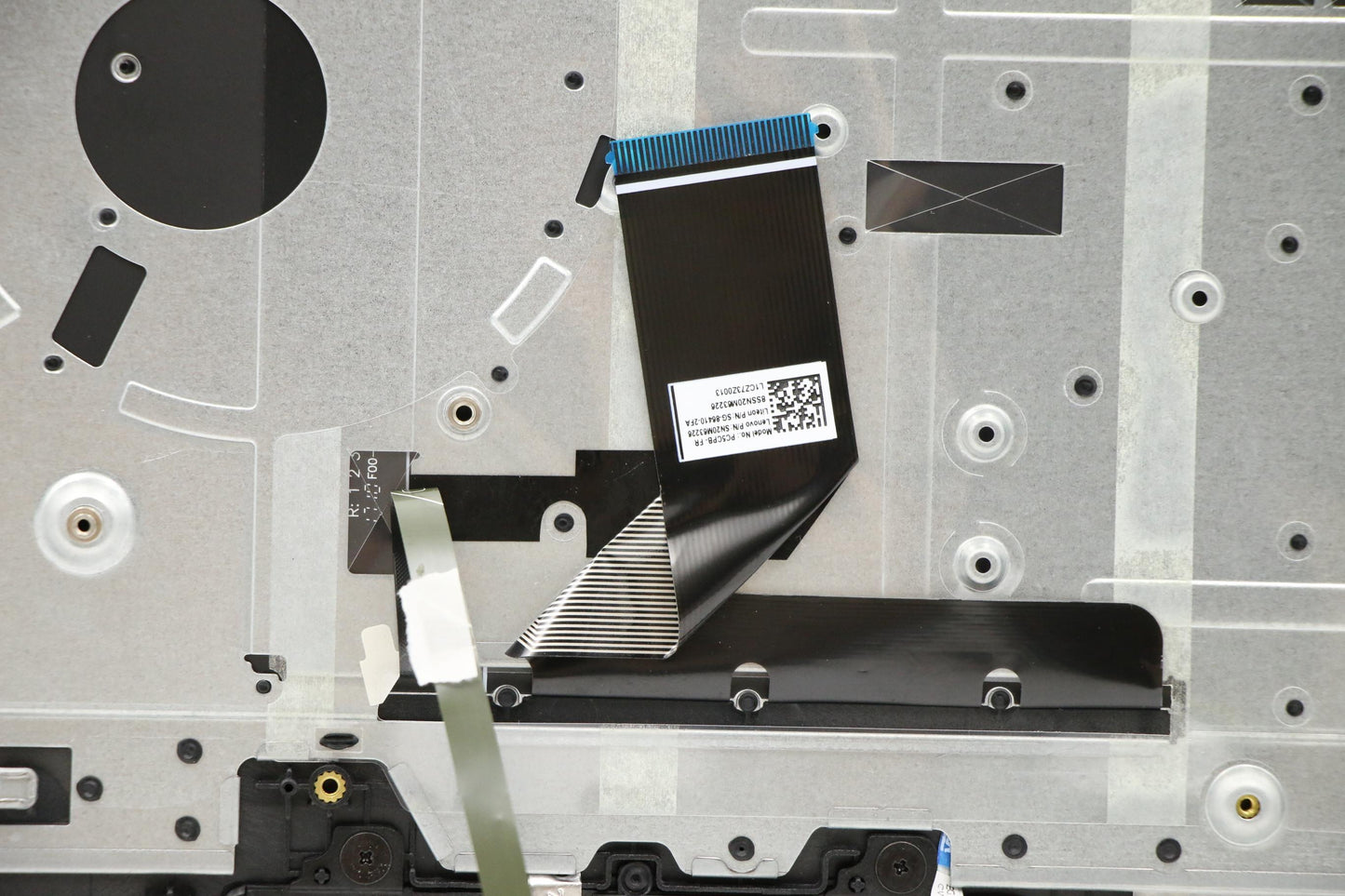 Lenovo Keyboard Internal Includes C-C - 5CB0R48077