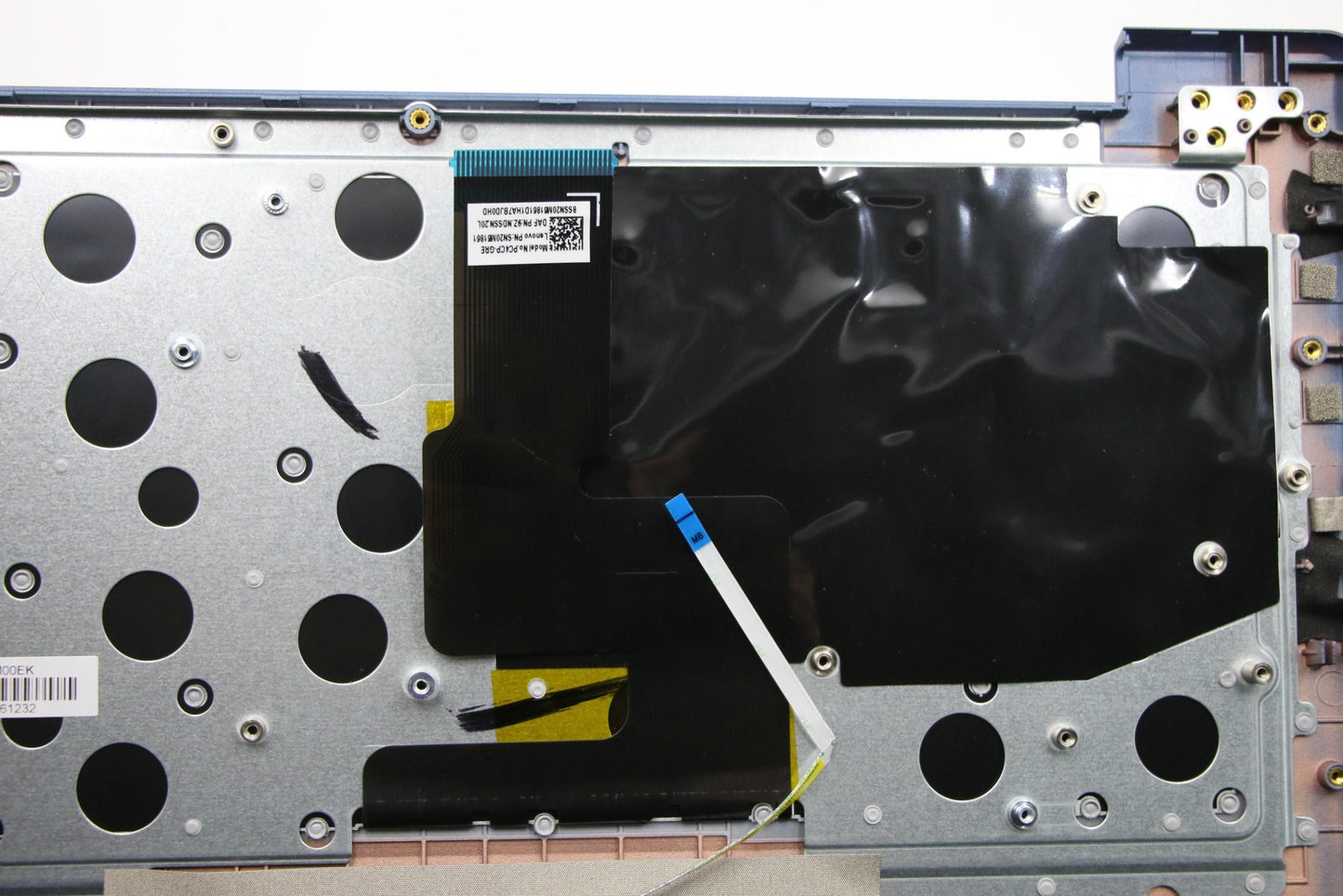 Lenovo Cover Upcase Asm 3N 81J2 Mnb W - 5CB0R61232