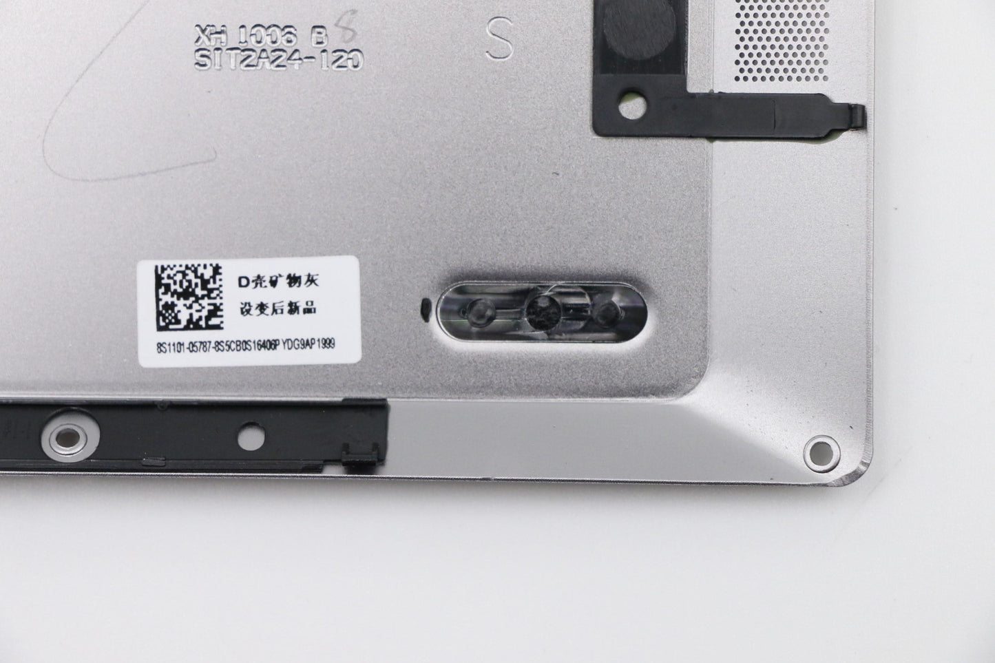 Lenovo Lower Case B 81K9 Mgr - 5CB0S16406
