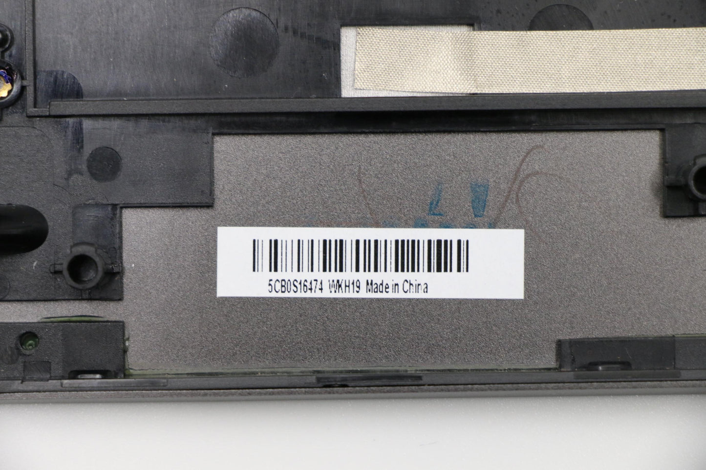 Lenovo Up Assy W/Tpkb Ger - 5CB0S16474