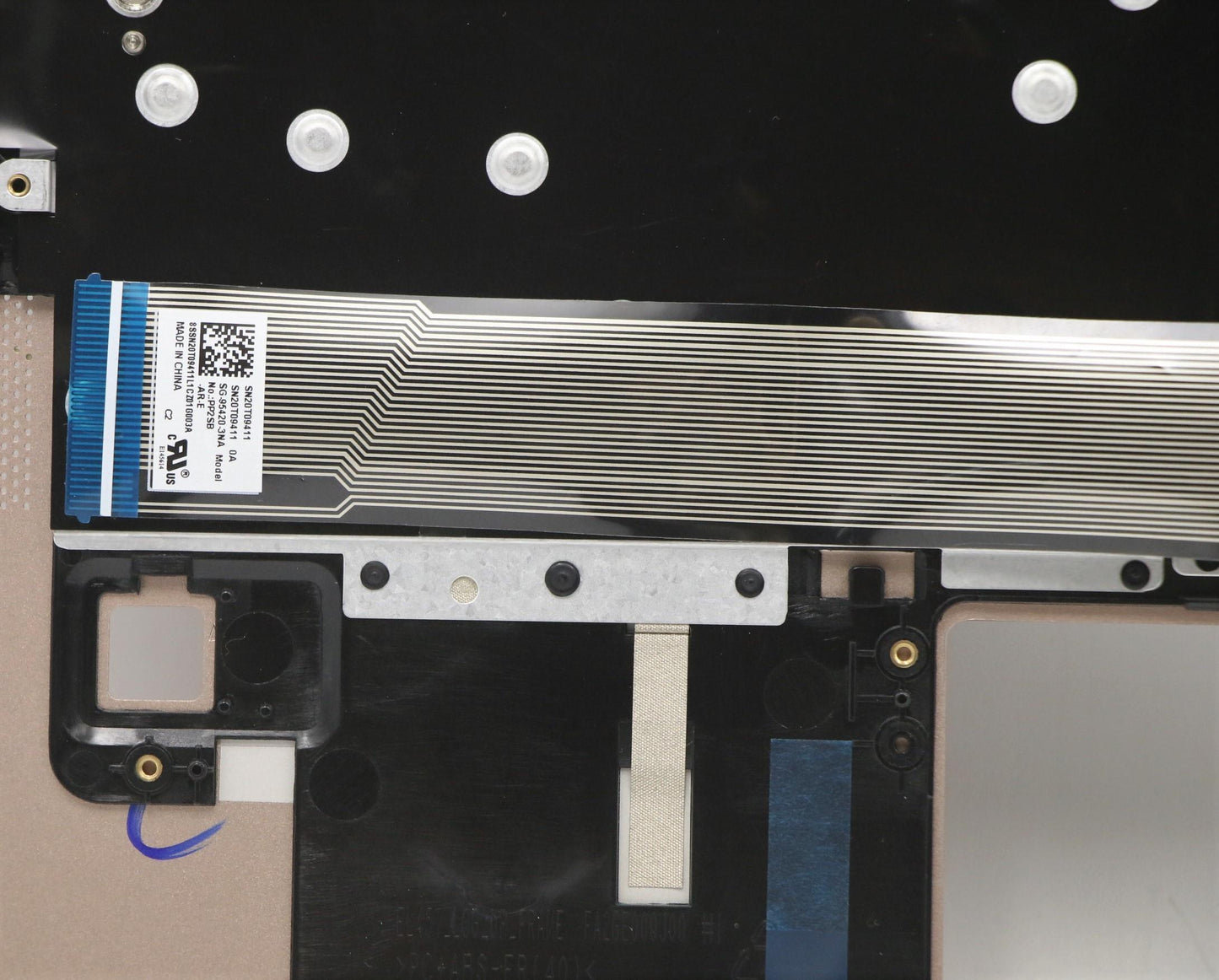 Lenovo Up Assy_Cop Fp W/Blkb Ar-E - 5CB0S17254