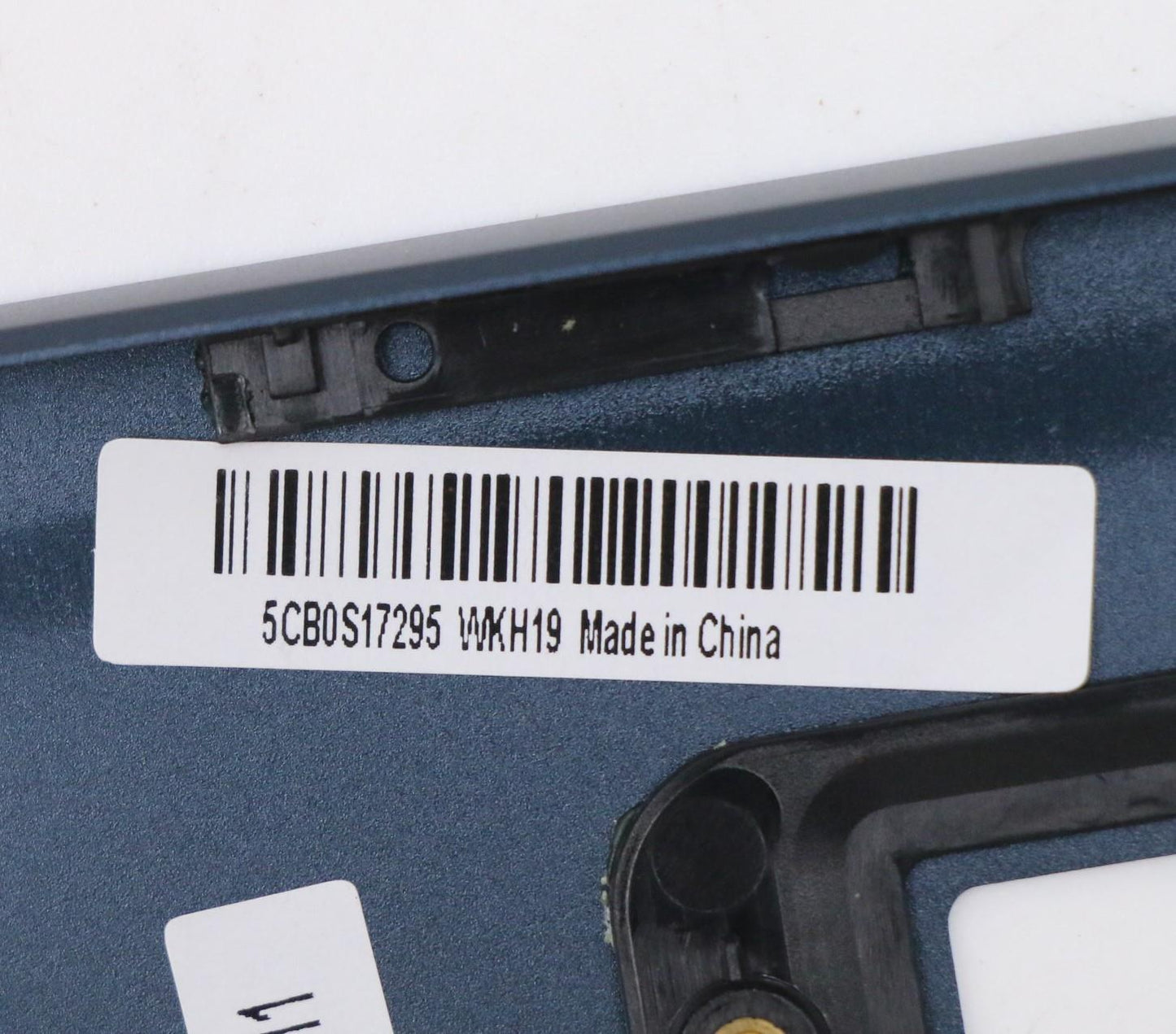 Lenovo Up Assy_Blu Fp W/Blkb Latin - 5CB0S17295