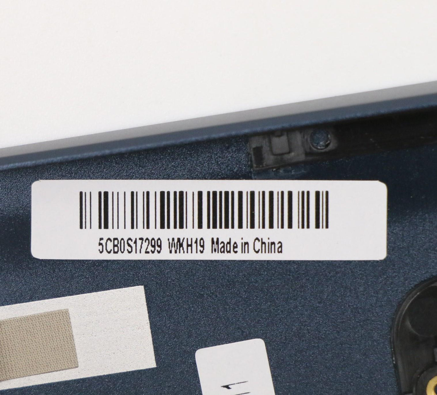 Lenovo Up Assy_Blu Fp W/Blkb Ger - 5CB0S17299