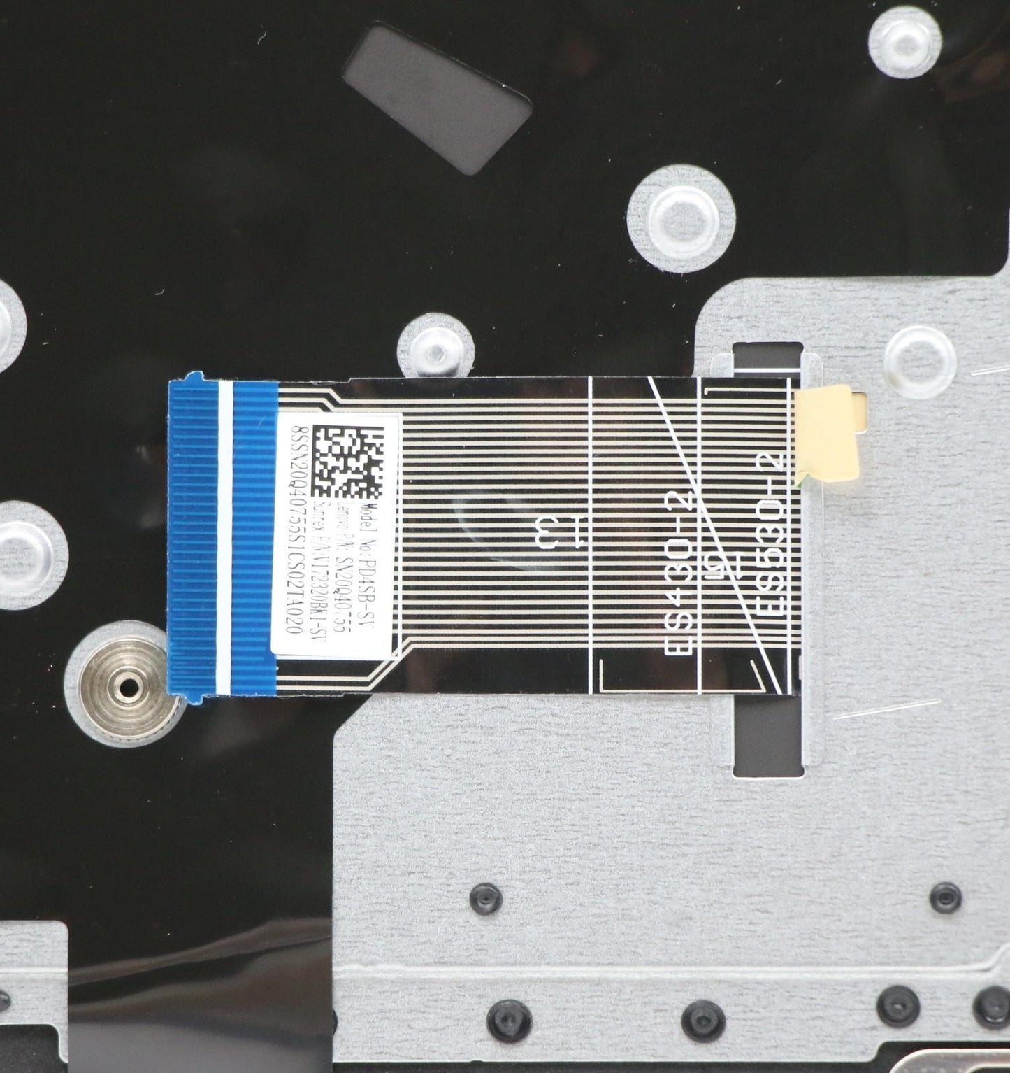 Lenovo Up Assy Pl_Blk Nfp W/Blkb Slvn - 5CB0S17374