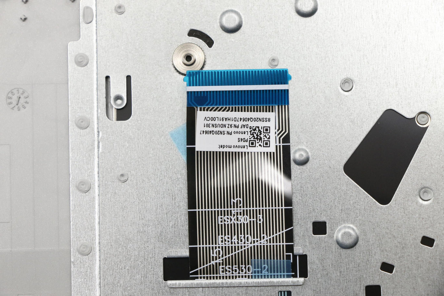 Lenovo Up Assy Pl_Gry Nfp W/Nblkb Us - 5CB0S17539