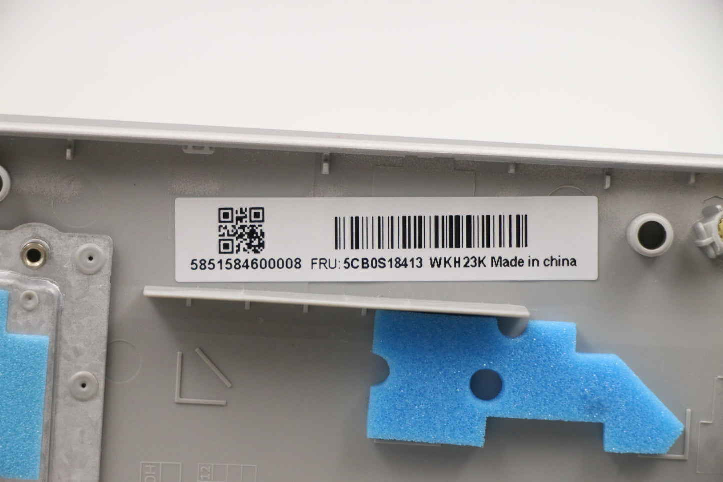 Lenovo Up Assy Grey W/Nblkb_Port - 5CB0S18413
