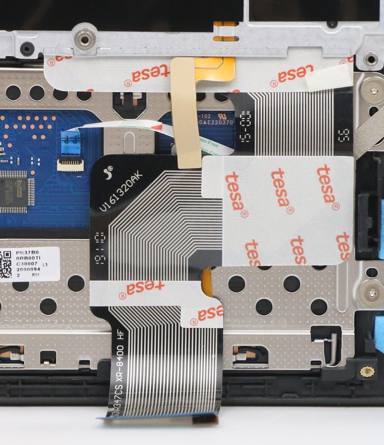Lenovo Up Assy Black W/Blkb_Slvn - 5CB0S18516