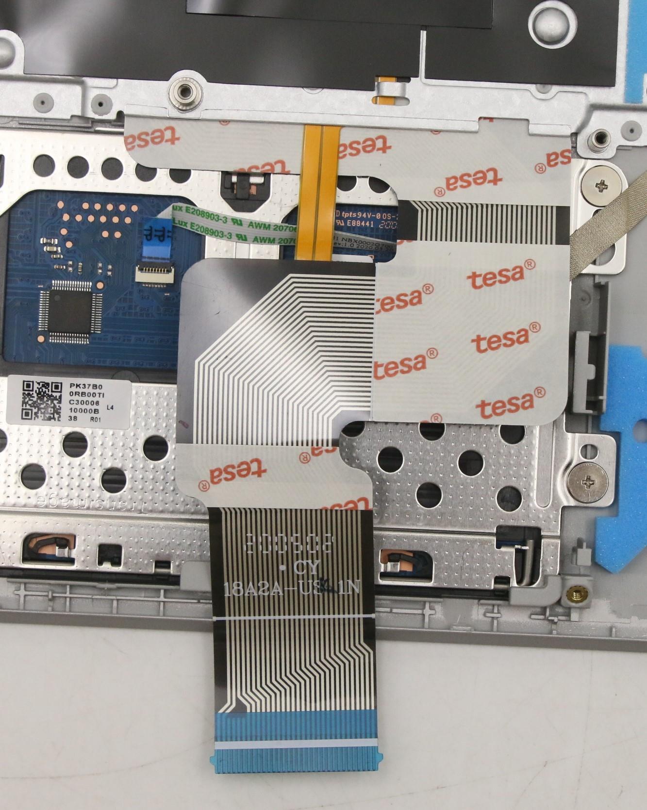 Lenovo Up Assy Grey W/Blkb_Cf-En - 5CB0S18540