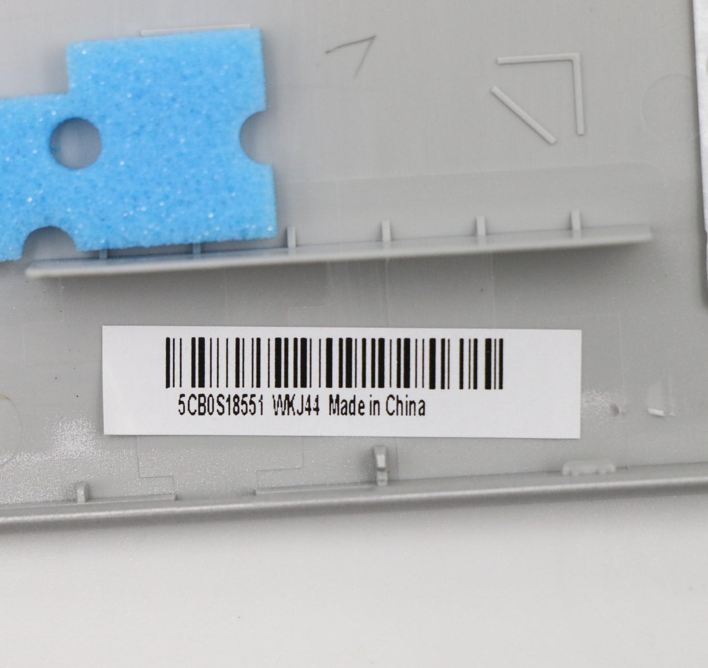 Lenovo Up Assy Grey W/Blkb_Cz-Sk - 5CB0S18551