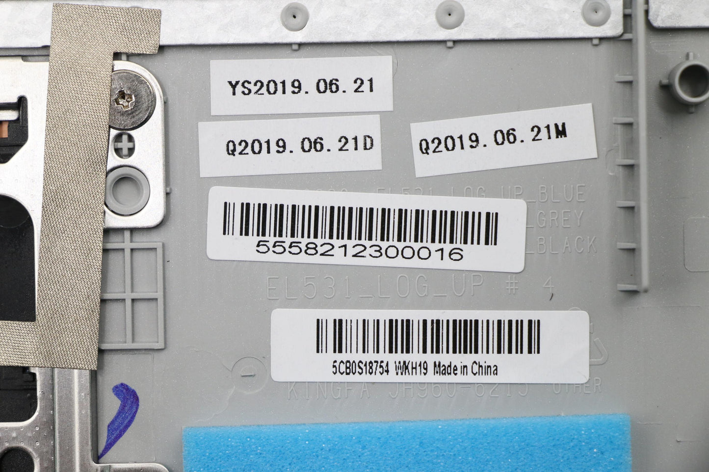 Lenovo Up Assy Gry W/Blkb_Us - 5CB0S18754