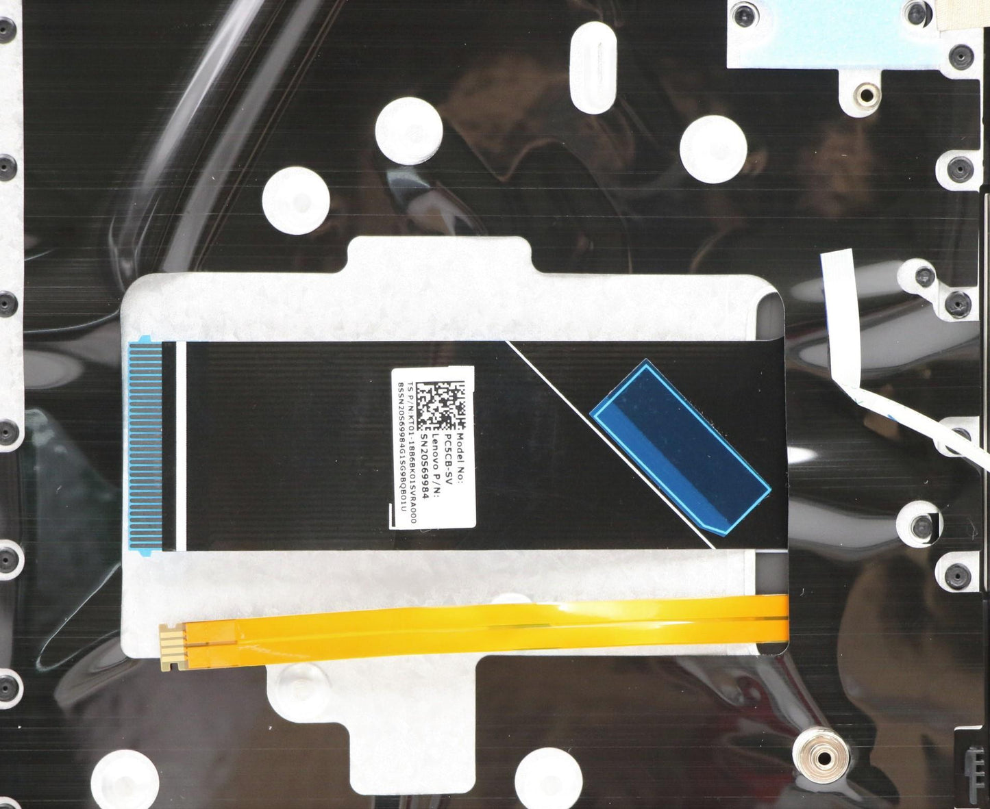 Lenovo Up Assy Blu W/Blkb_Slvn - 5CB0S18810