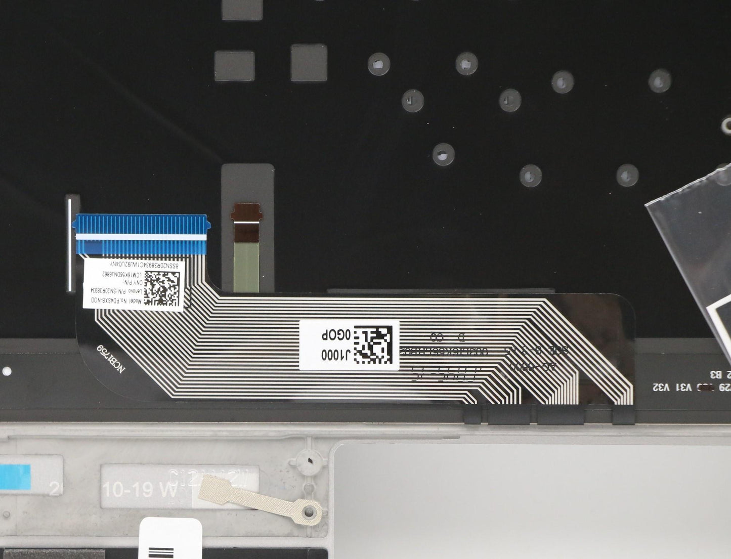 Lenovo Assembly Ucase Ptn W/Kb Nd Ls7 - 5CB0S72878