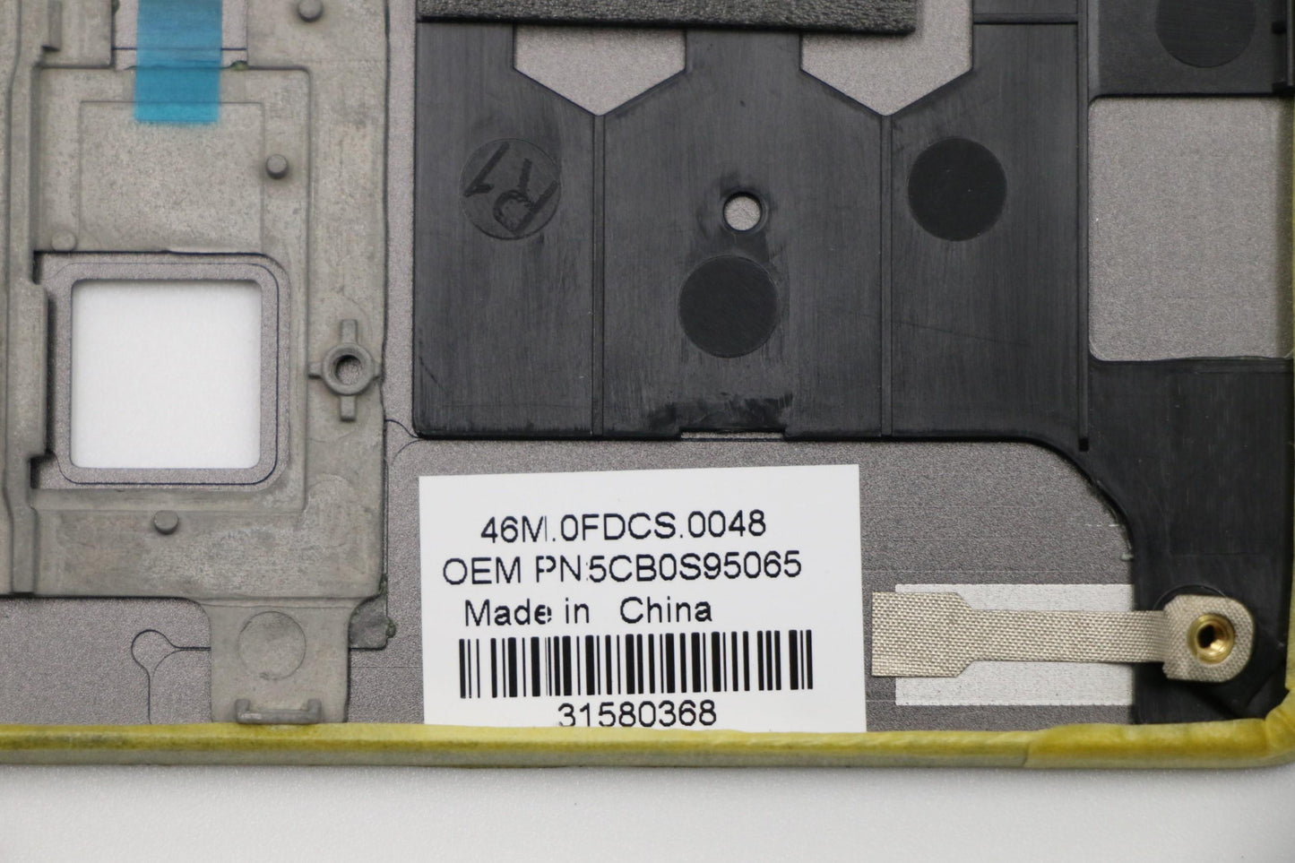 Lenovo Assembly Ucase Ig W/Kb It Ls73 - 5CB0S95065