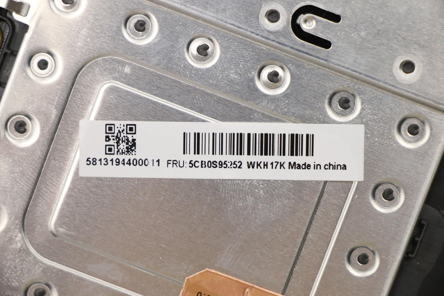 Lenovo Up Assy(Uk) W/Nbl Kb_Spn - 5CB0S95252