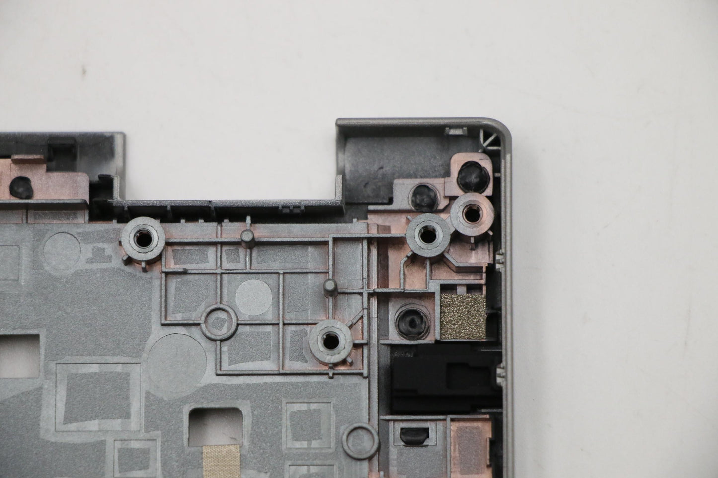 Lenovo Assembly Silver Clamshell Ucas - 5CB0S95348