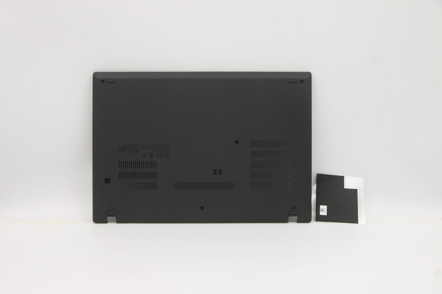 Lenovo D-Cover Sub Assembly with WWAN Compatibility - 5CB0S95406