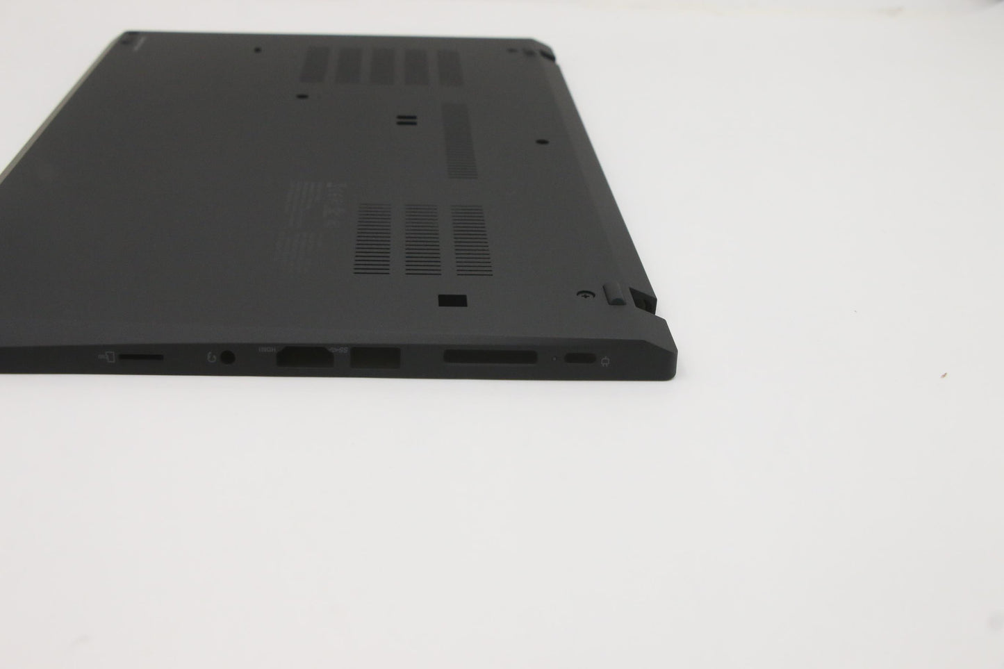 Lenovo D-Cover Sub Assembly with WWAN Compatibility - 5CB0S95406