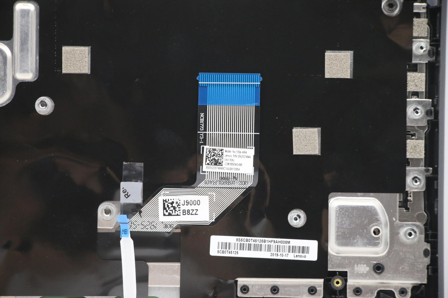 Lenovo Upper Case Asm Ar-E B 81M9 Spt - 5CB0T45125
