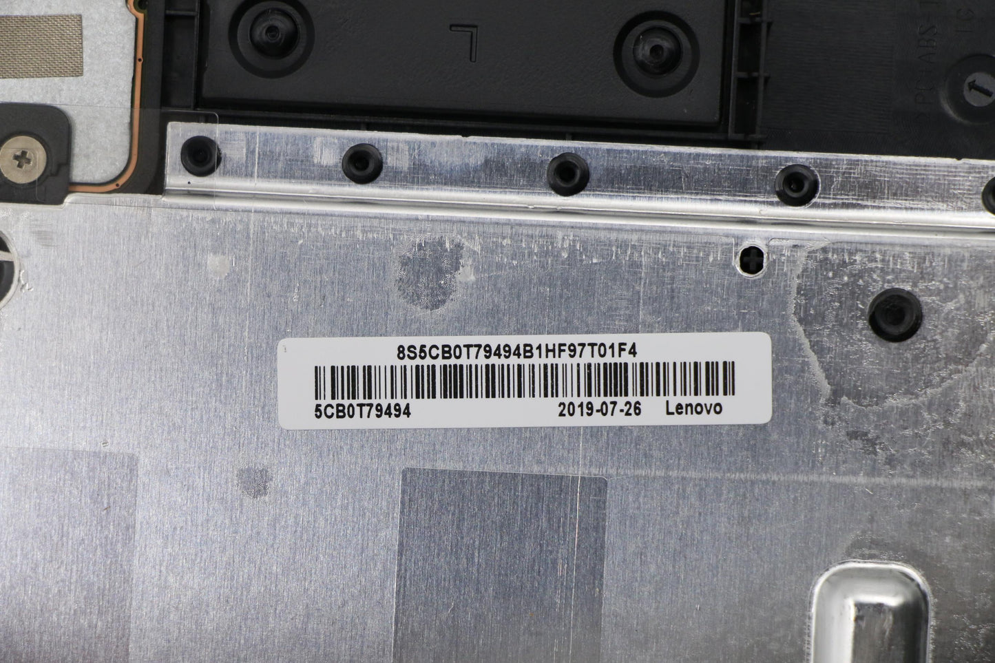 Lenovo Upper Case Asm Sp B 81Mb Spt 5 - 5CB0T79494