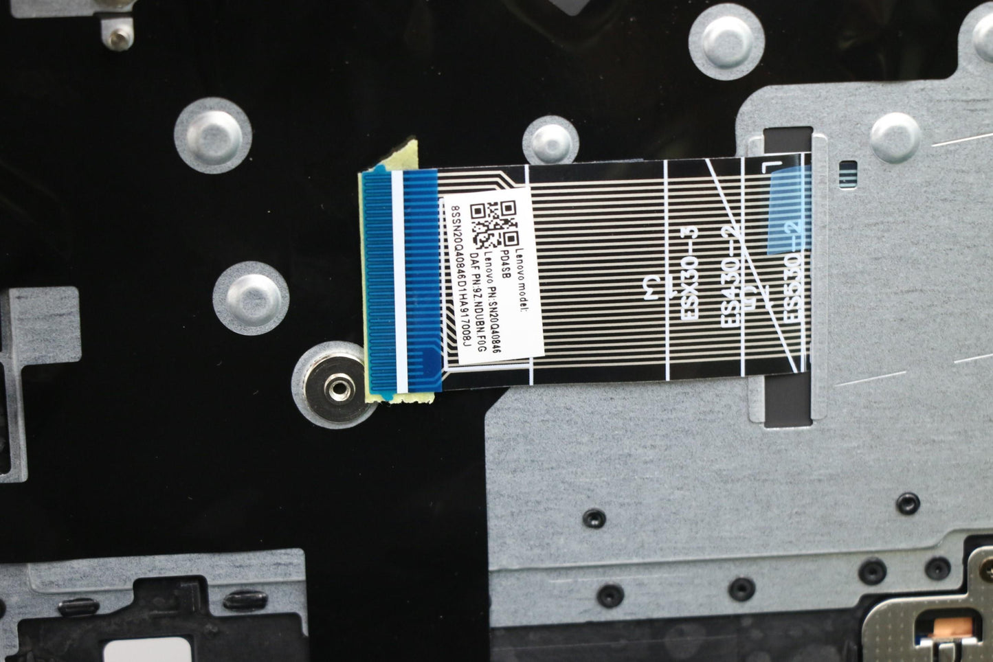 Lenovo Up Assy Pl_Blu Fp W/Blkb Ger - 5CB0U42255