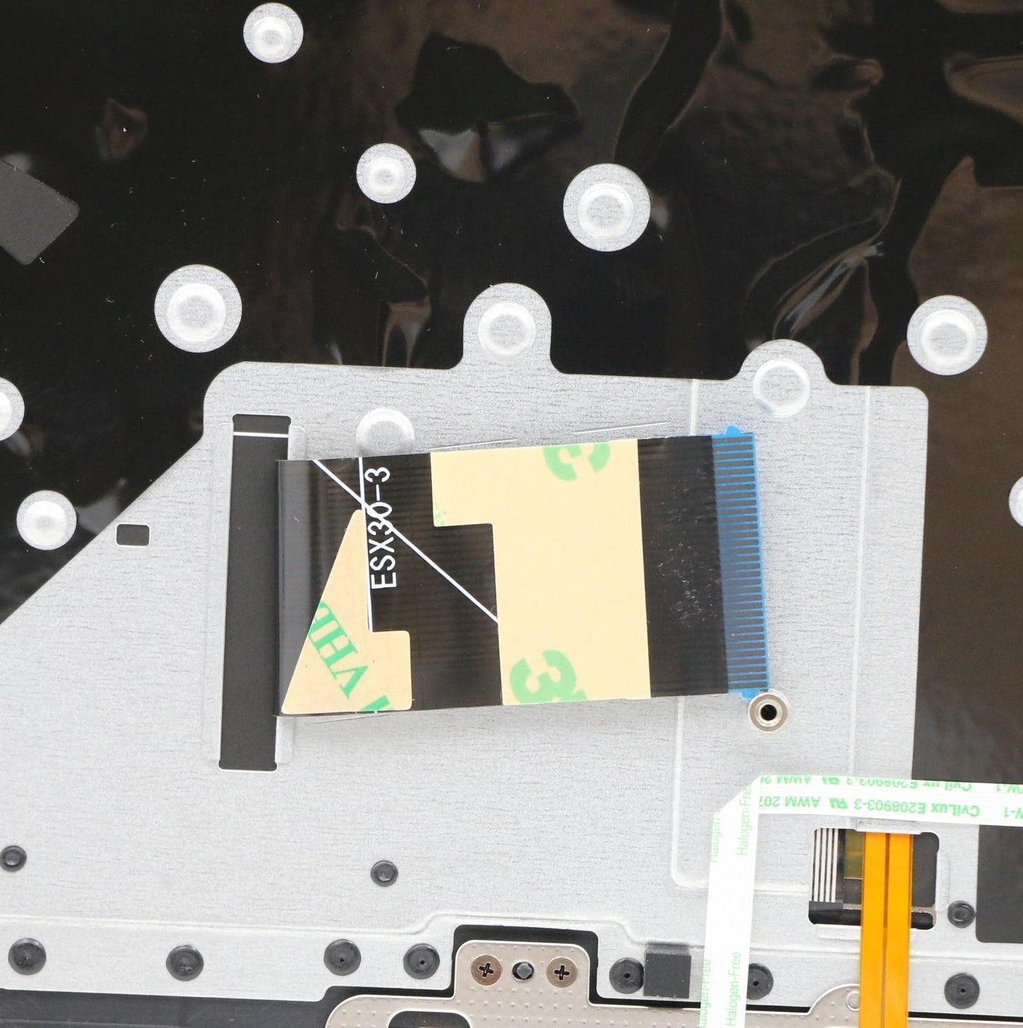 Lenovo Up Assy Pl_Blu Nfp W/Blkb Ukr - 5CB0U42298