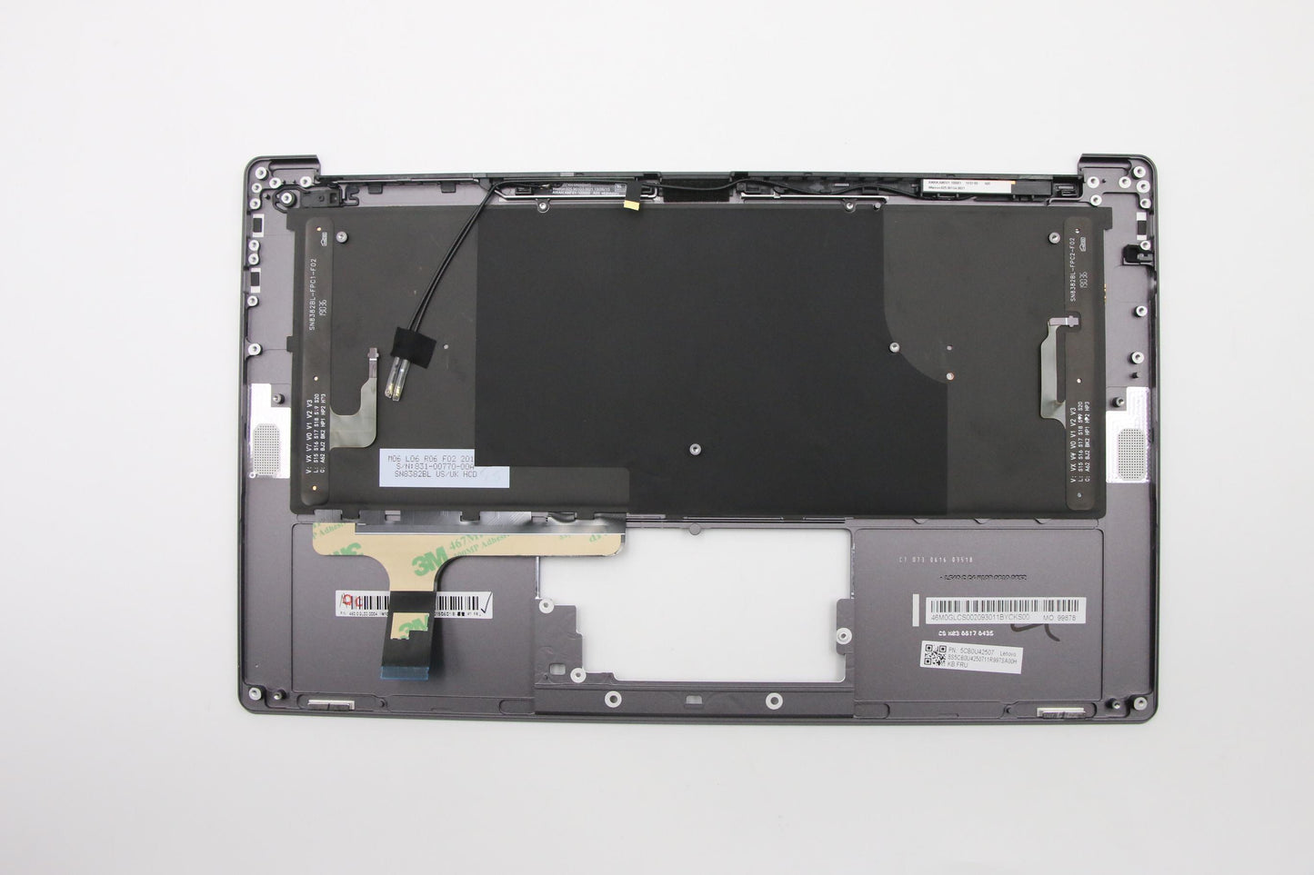 Lenovo Assembly Ucase_Ko W/Kb/Ant Bl - 5CB0U42507