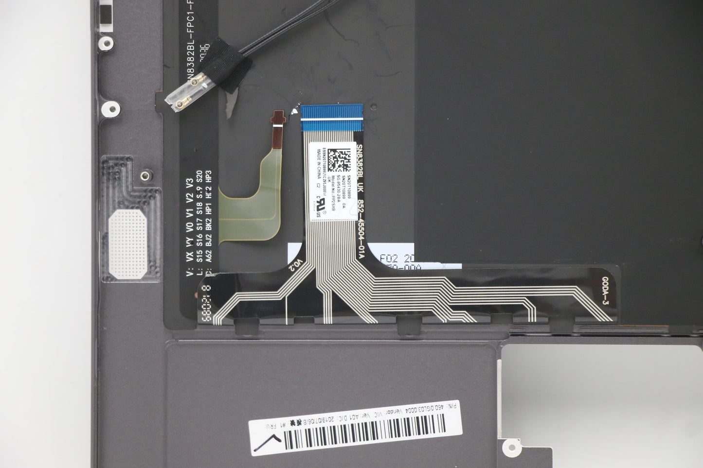 Lenovo Assembly Ucase_Uk W/Kb/Ant Bl - 5CB0U42518