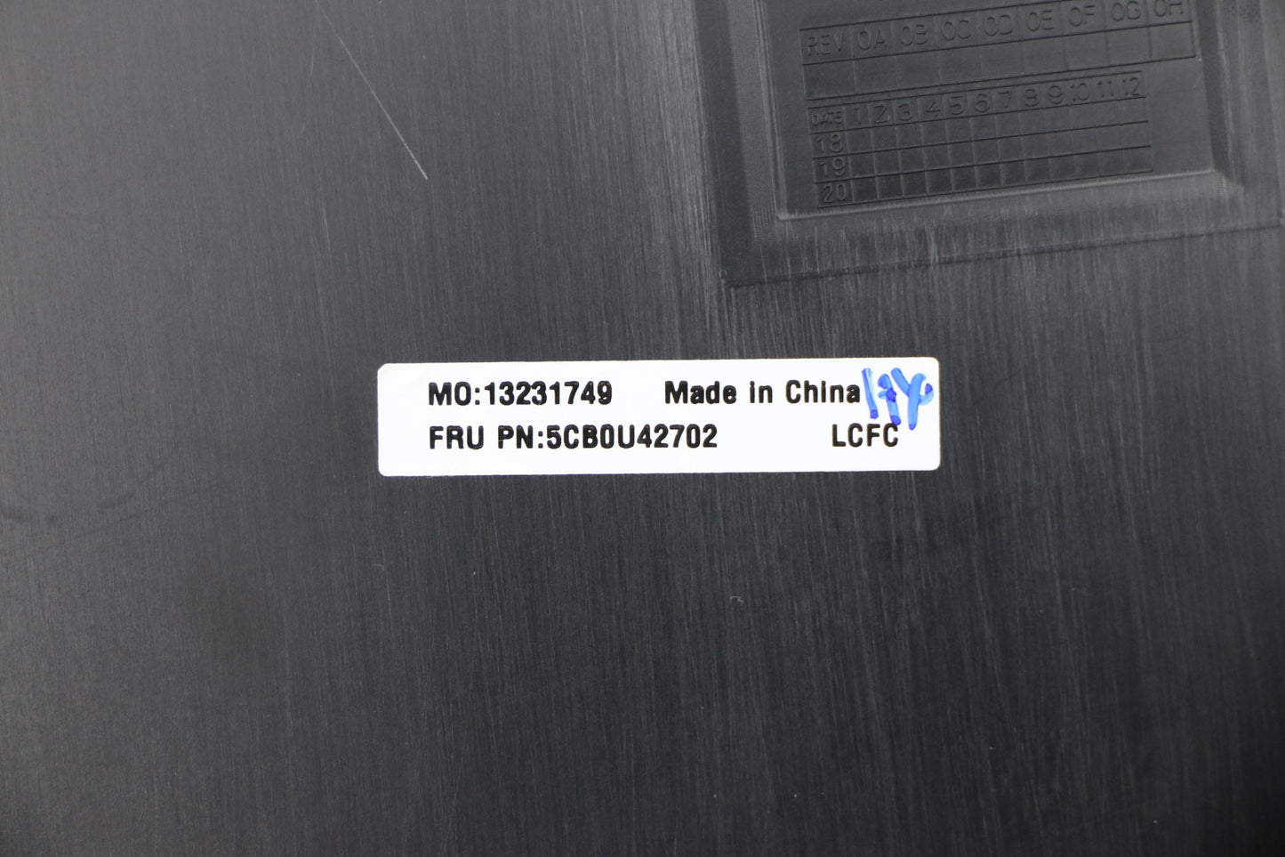 Lenovo A_Cover_Sub_Assy_32T_60Hz_Row - 5CB0U42702