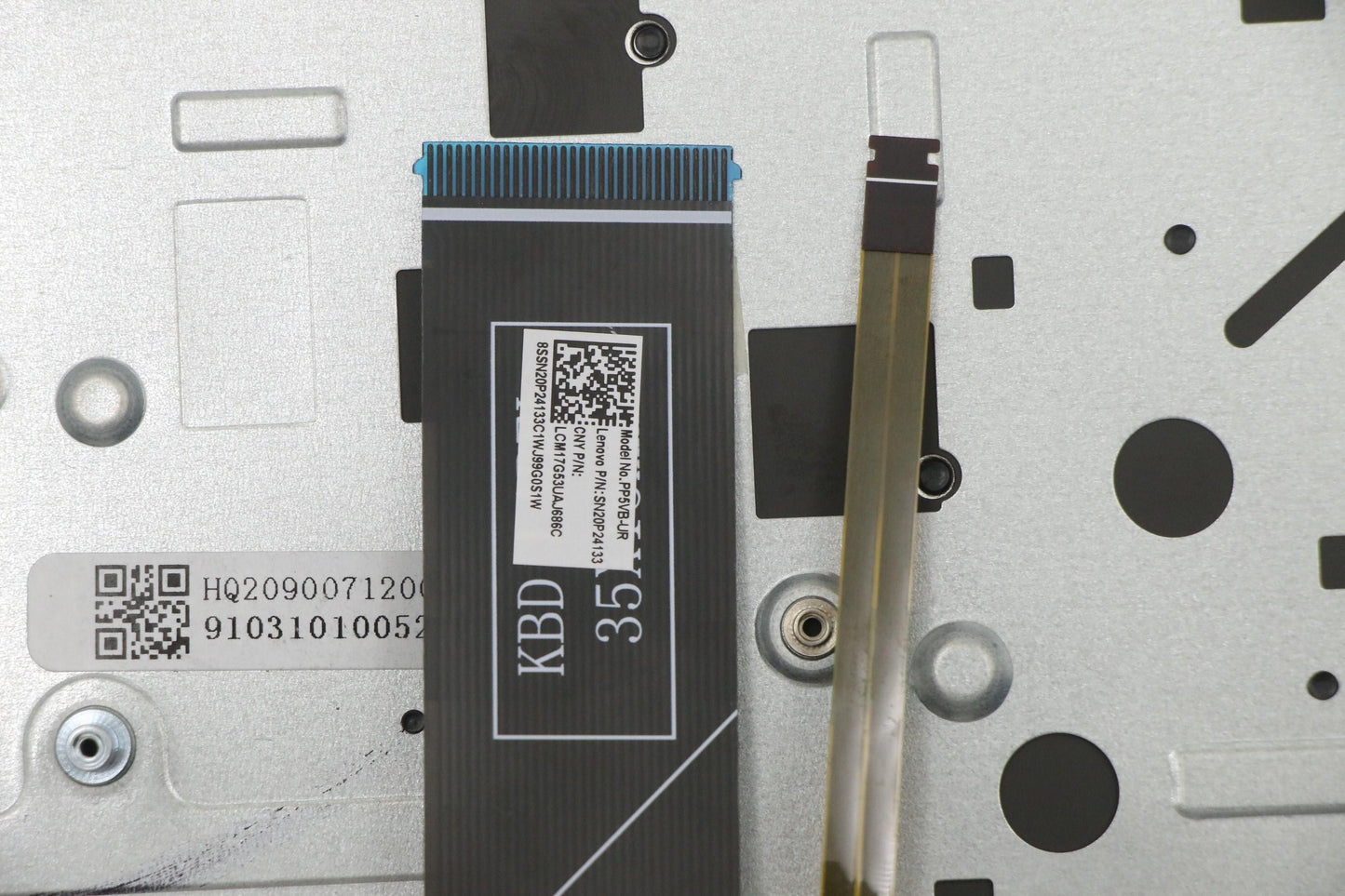 Lenovo C Cover Mgr Al W Kb Ukr - 5CB0U43639
