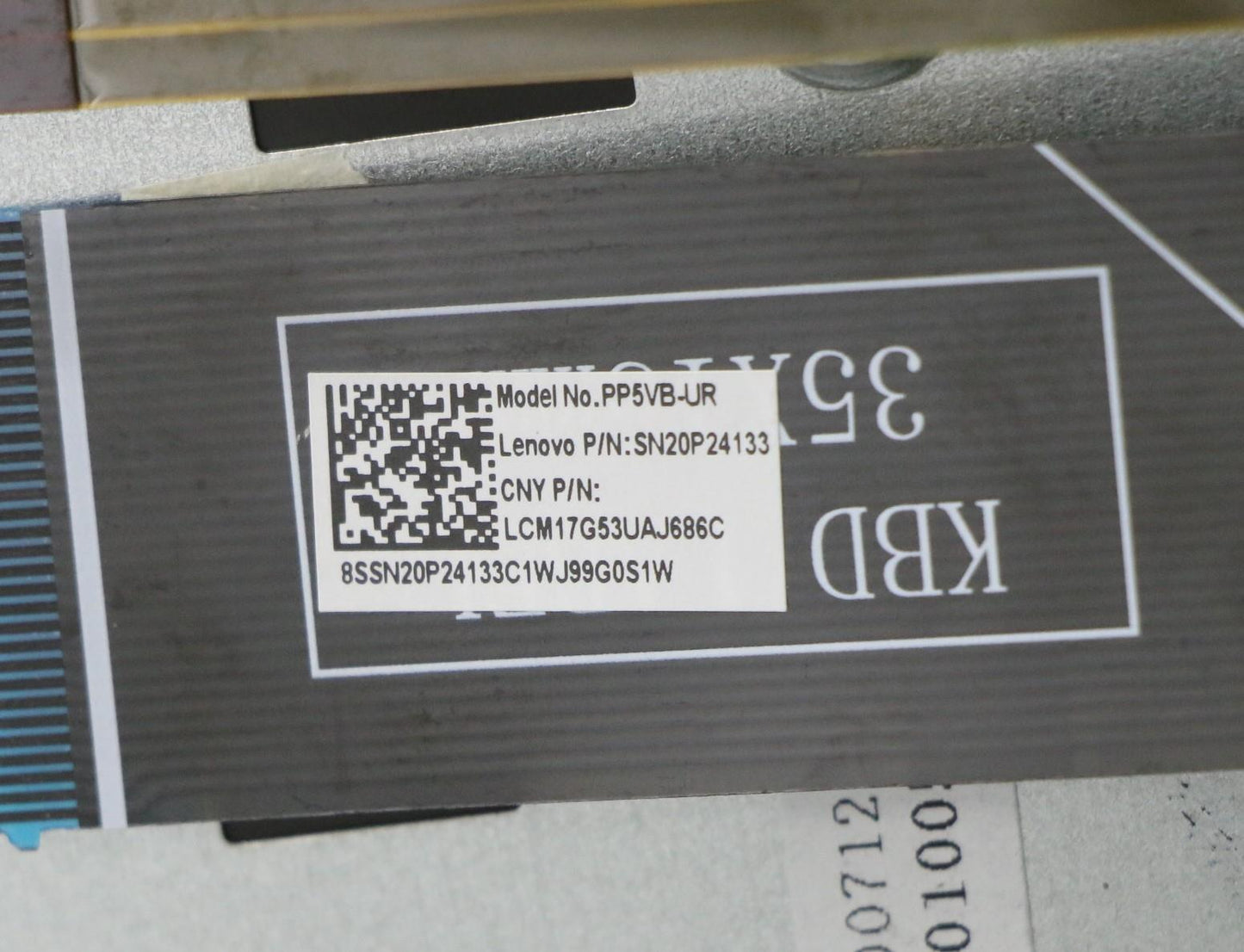 Lenovo C Cover Mgr Al W Kb Ukr - 5CB0U43639