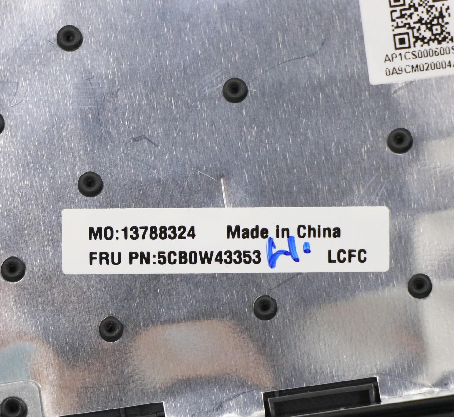 Lenovo Log Up Assy Texture Black Dis - 5CB0W43353