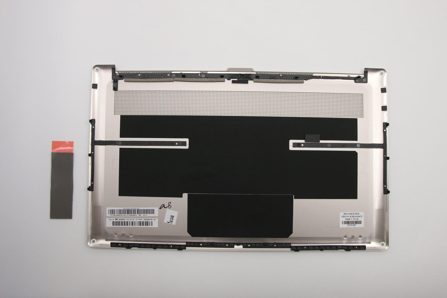 Lenovo Assembly Lower Case Mica W T-P - 5CB0W43470