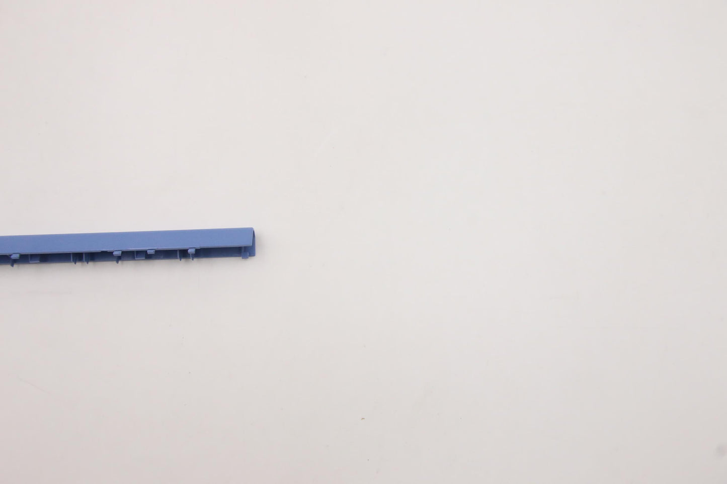 Lenovo Cvr Blue Lcd Hinge Cap Ls1514A - 5CB0W43901