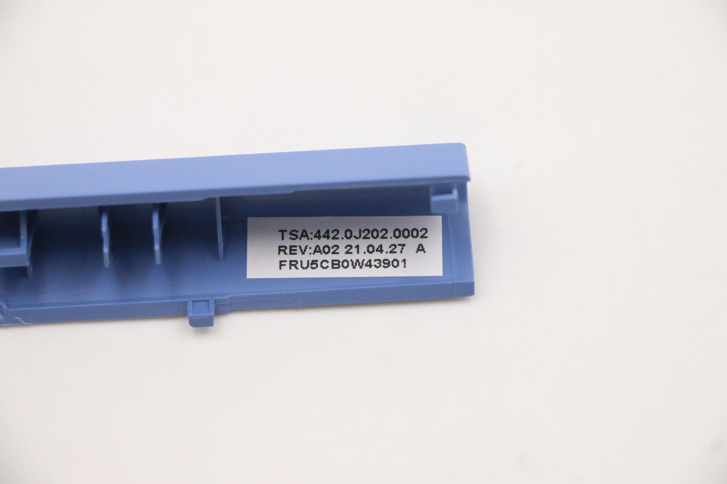Lenovo Cvr Blue Lcd Hinge Cap Ls1514A - 5CB0W43901