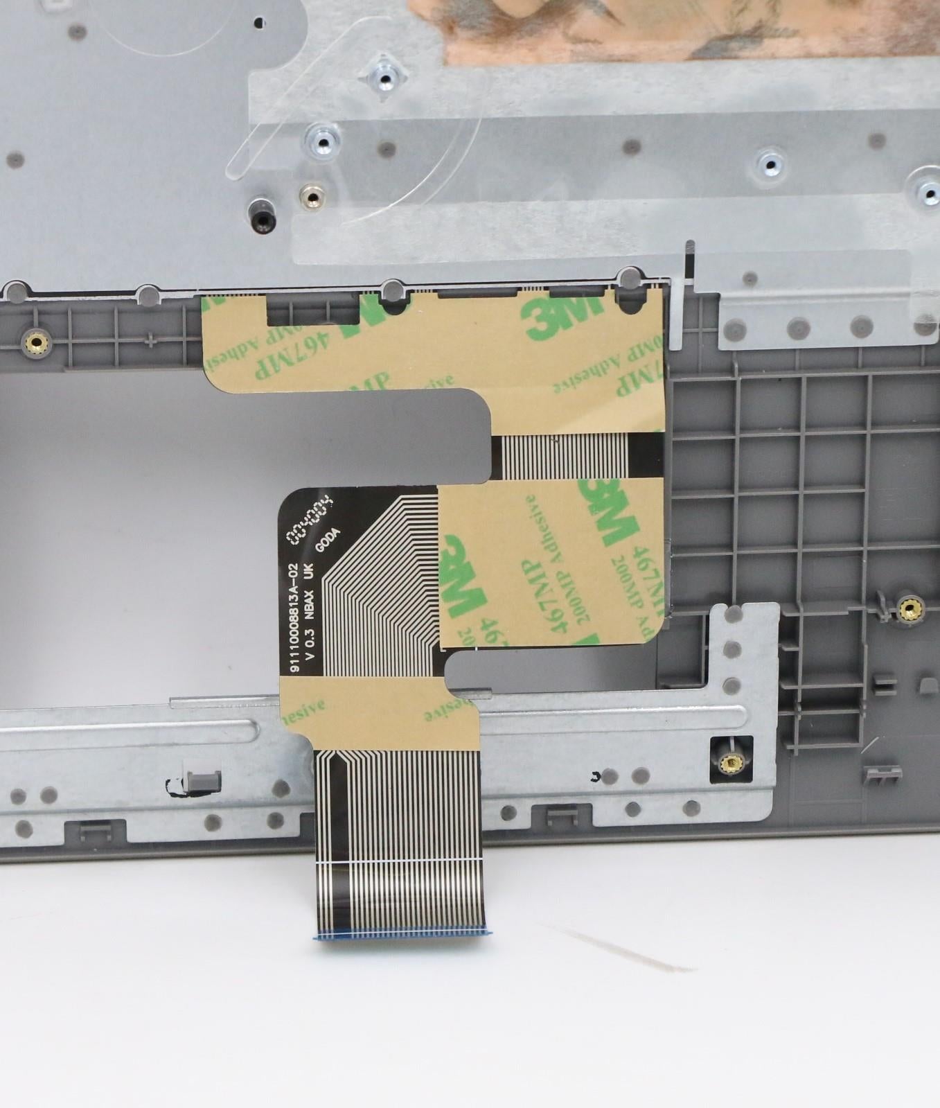 Lenovo Assembly Ucase W Kb Sa Pg Ls15 - 5CB0W43907