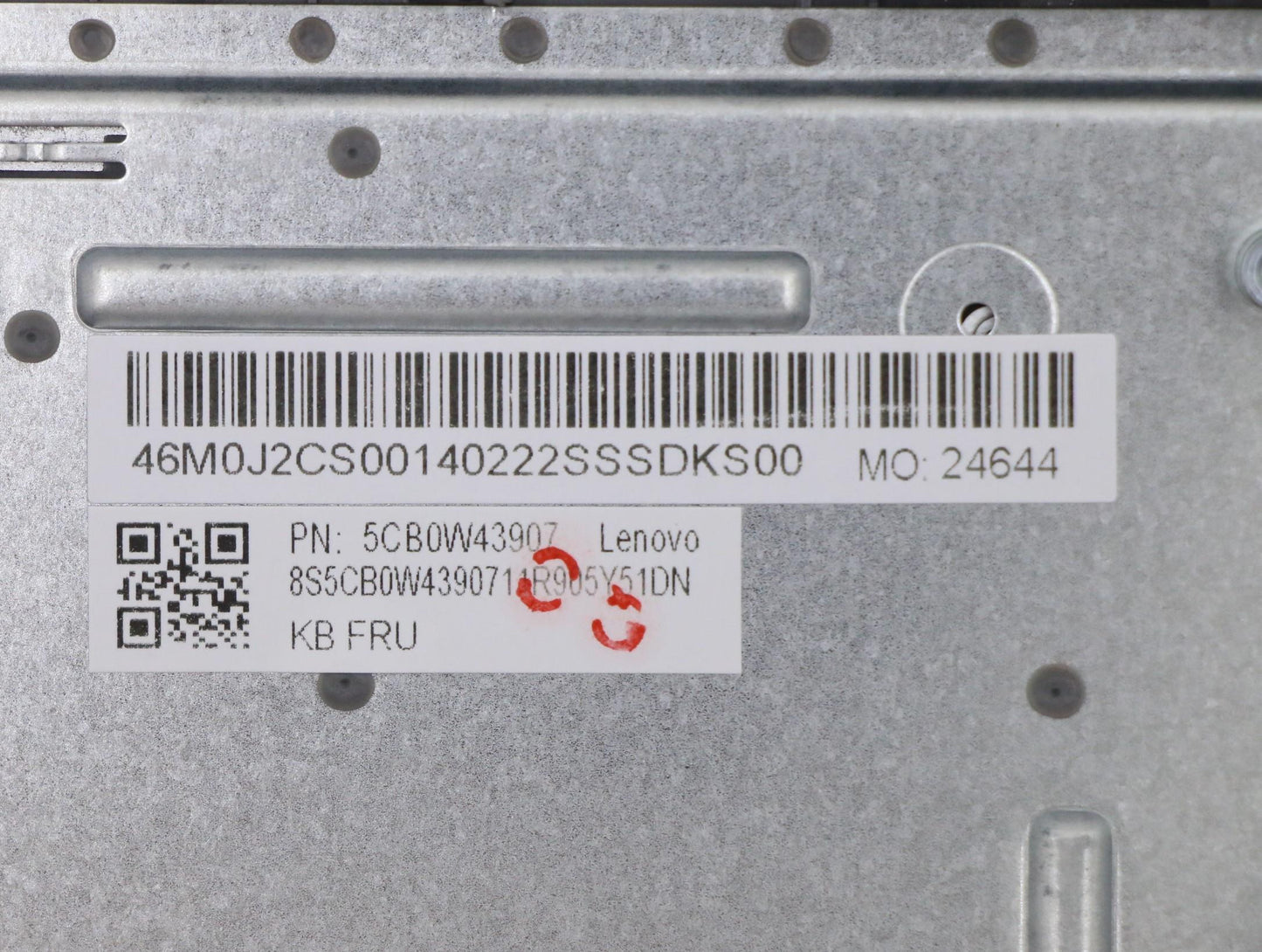 Lenovo Assembly Ucase W Kb Sa Pg Ls15 - 5CB0W43907