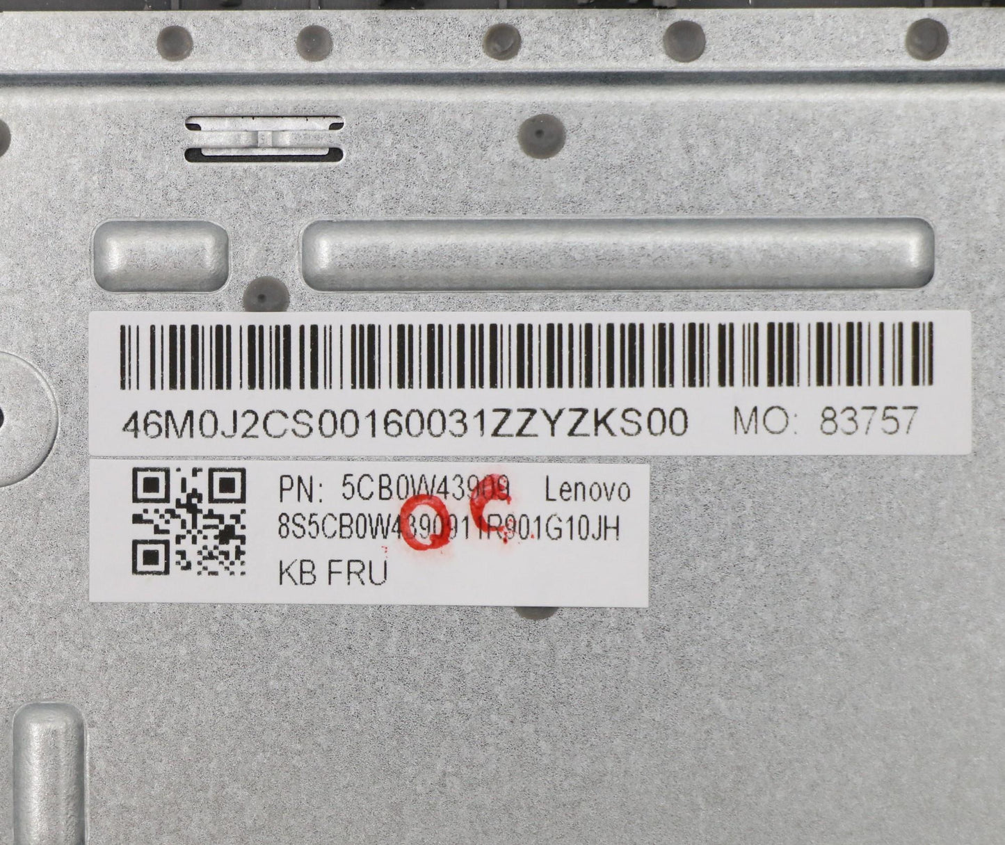 Lenovo Assembly Ucase W Kb Cz-Sk Pg L - 5CB0W43909