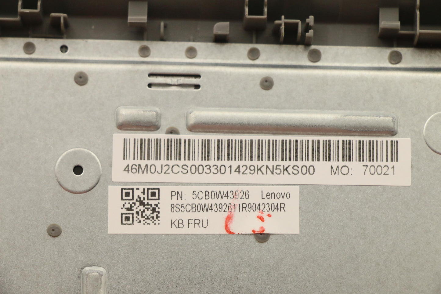 Lenovo C-Cover with Keyboard, Canadian French English, Platinum Grey - 5CB0W43926